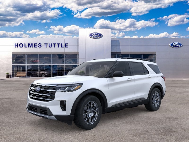 2026 Ford Explorer Active w/200A Pkg in Star White Metallic Tri-Coat — front three-quarter view